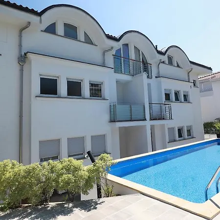 Sea View In דירה Ičići