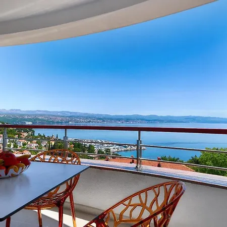 Sea View In Apartament